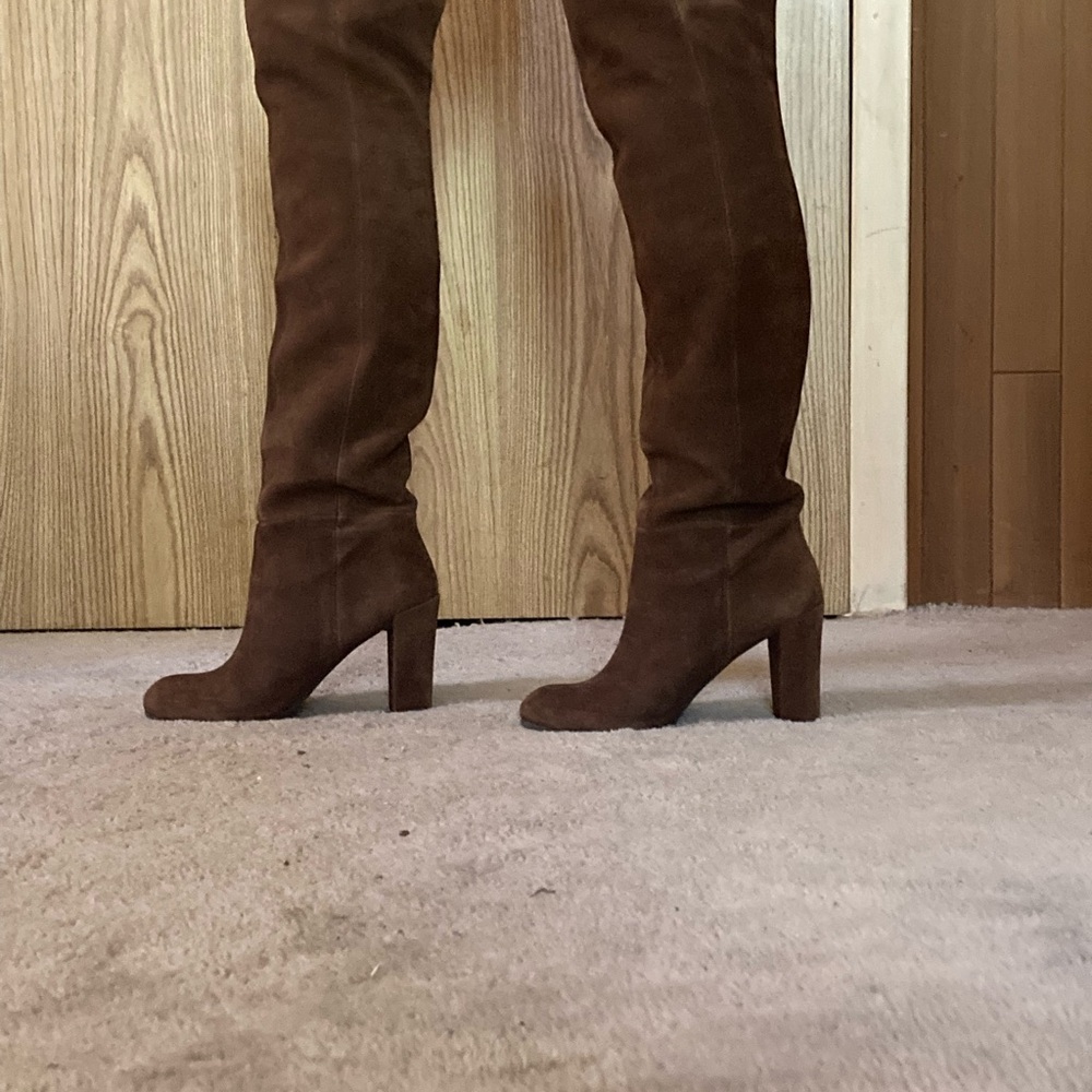 Nine West Brown Suede Pull On Heeled Boots Womens 9.5M Pointed Toe SAMPLE PAIR !